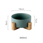 M / Green